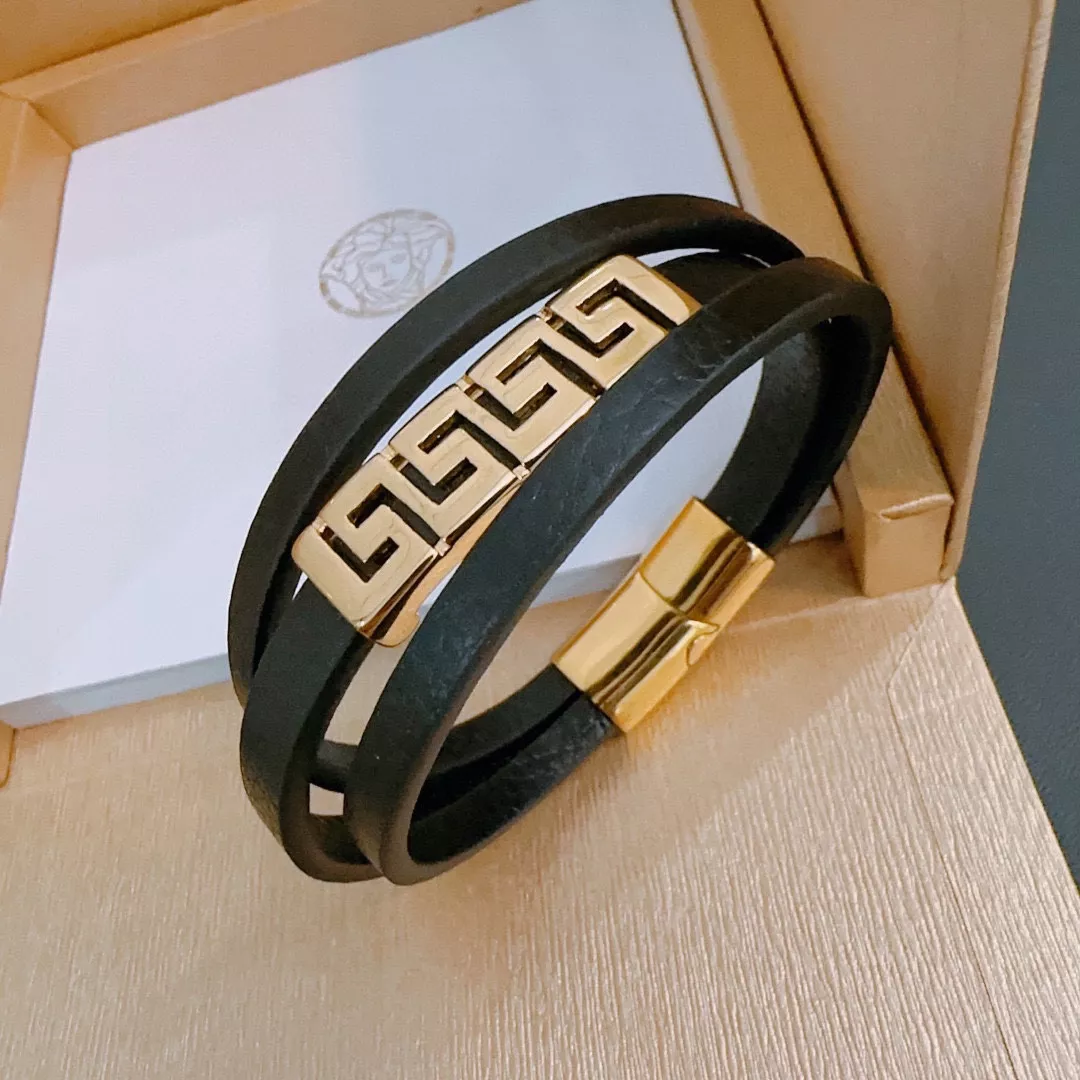 versace bracelets s_12b04261